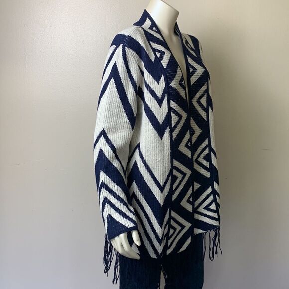 CHICOS size 2 cardigan sweater fringe boho chevron zig zag large L southeastern - Picture 4 of 9
